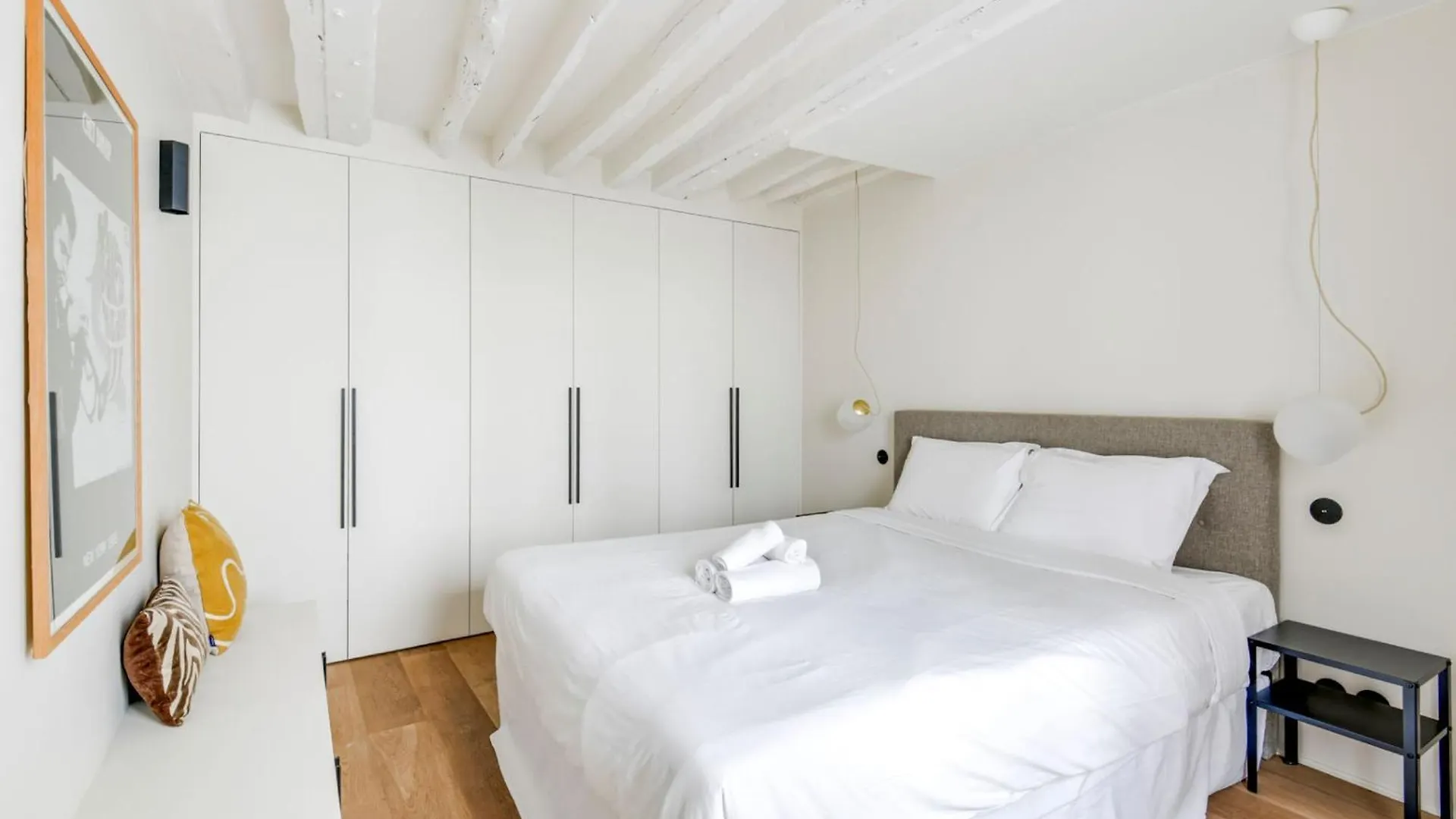 Apartment In St Germain Paris
